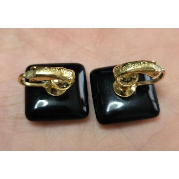 Vintage Trifari Black Square Clip-on Earrings - Picture 3 of 5